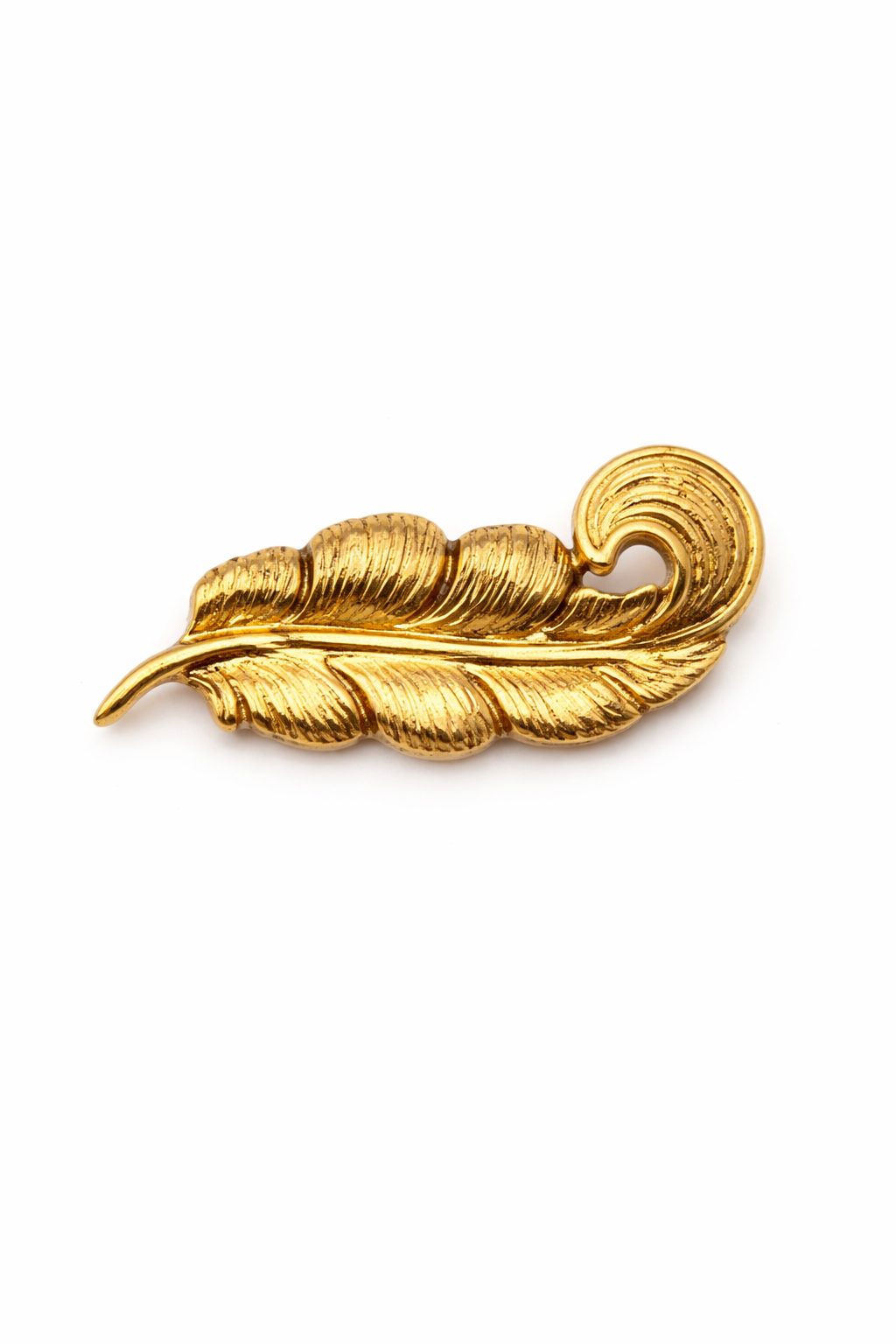 Broche vintage dourado com pérolas