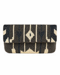 Bolsa vintage castanha estilo saco com flores vermelhas bordadas